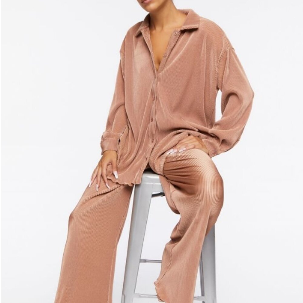 NWOT Funky Plisse Lettuce-Edge Pant Set-MOCHA